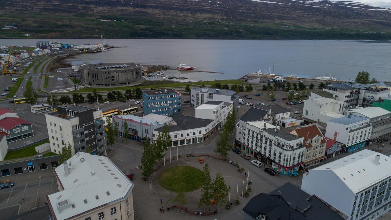 Town Square Guesthouse Akureyri Kültér fotó