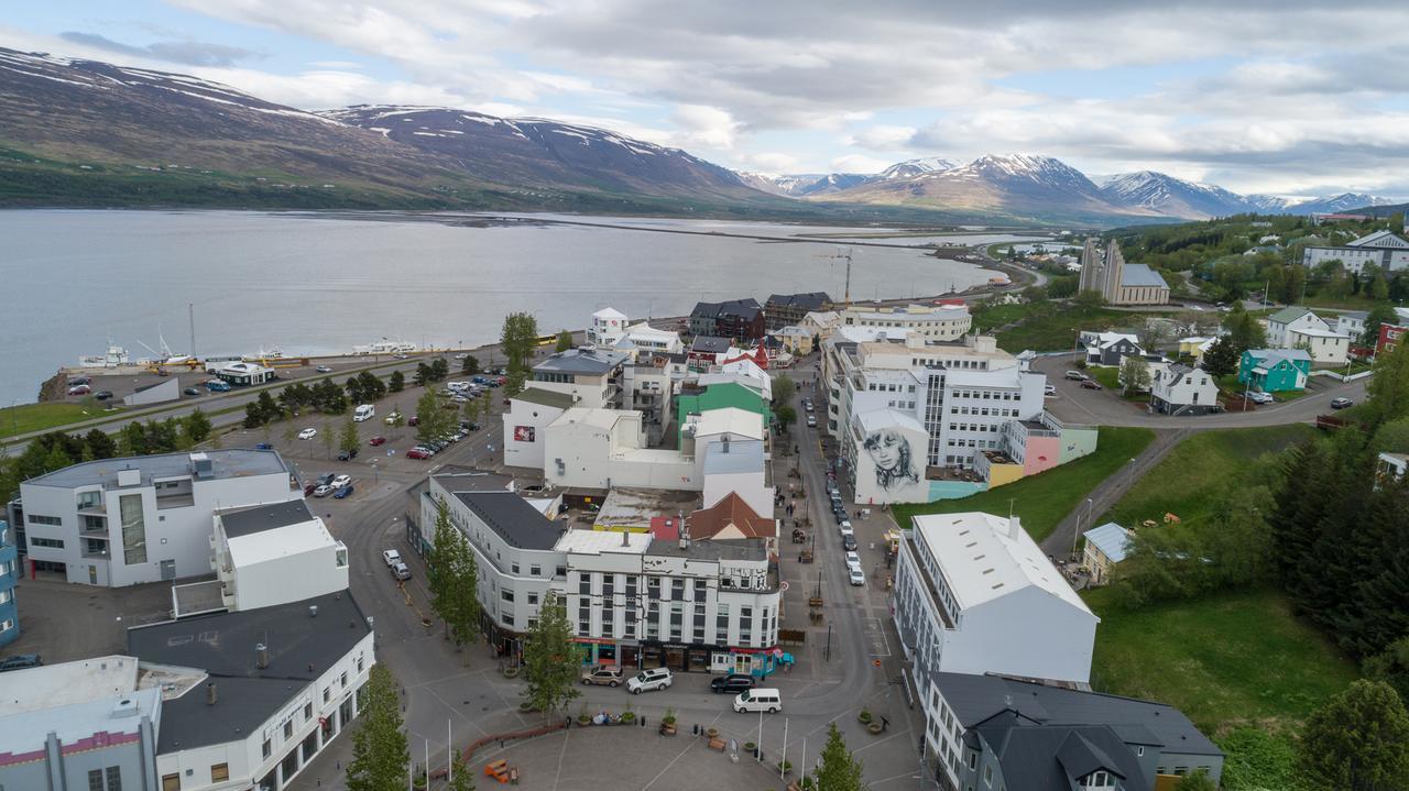 Town Square Guesthouse Akureyri Kültér fotó